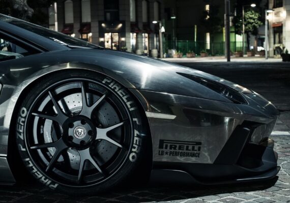 lamborghini-aventador-pirelli-tyres-image-2048x1152