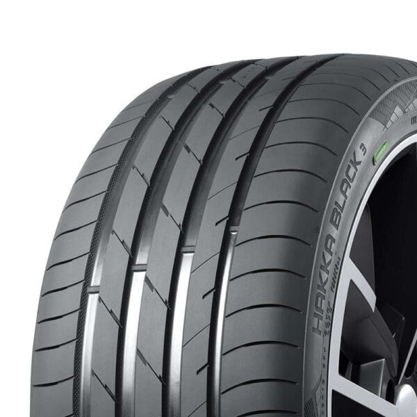 NOKIAN HAKKA BLACK 3 225/50 R17 98Y XL DOT23
